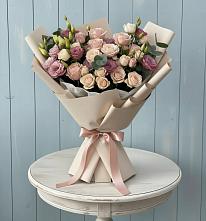 Букет цветов из:  Розы и Лизиантусы в Костино-Отдельце