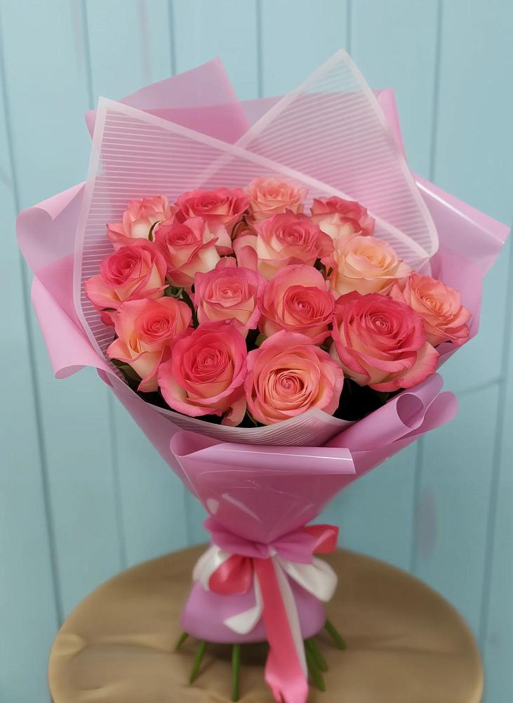 Букет 15 Розовых роз Равель в Костино-Отдельце