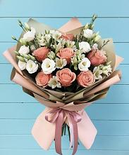 Букет цветов из:  Розы, Альстромерии и Лизиантусы в Костино-Отдельце
