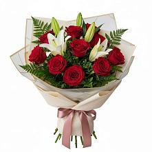 Букет цветов из:  Лилии и Розы в Костино-Отдельце