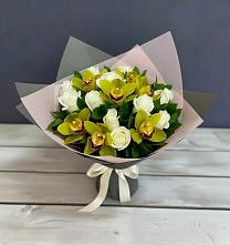 Букет цветов из:  Орхидеи и Розы в Костино-Отдельце