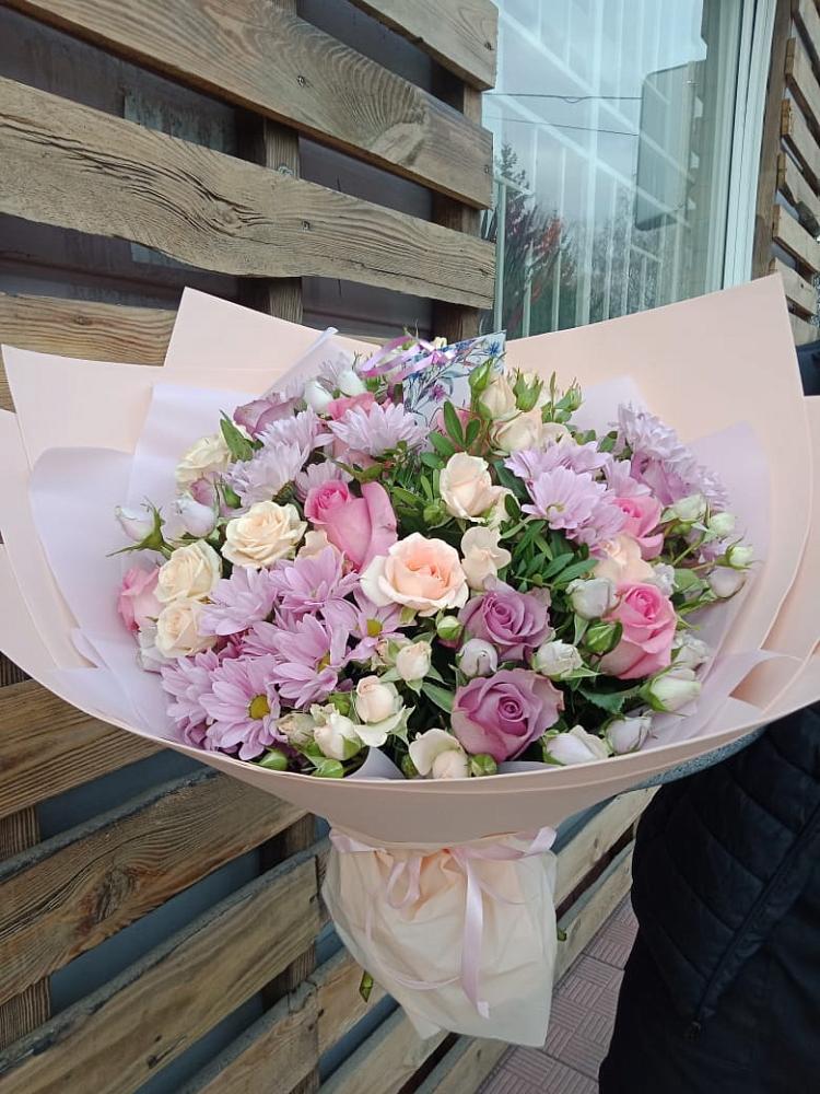 Букет цветов из: Розы и Хризантемы в Костино-Отдельце