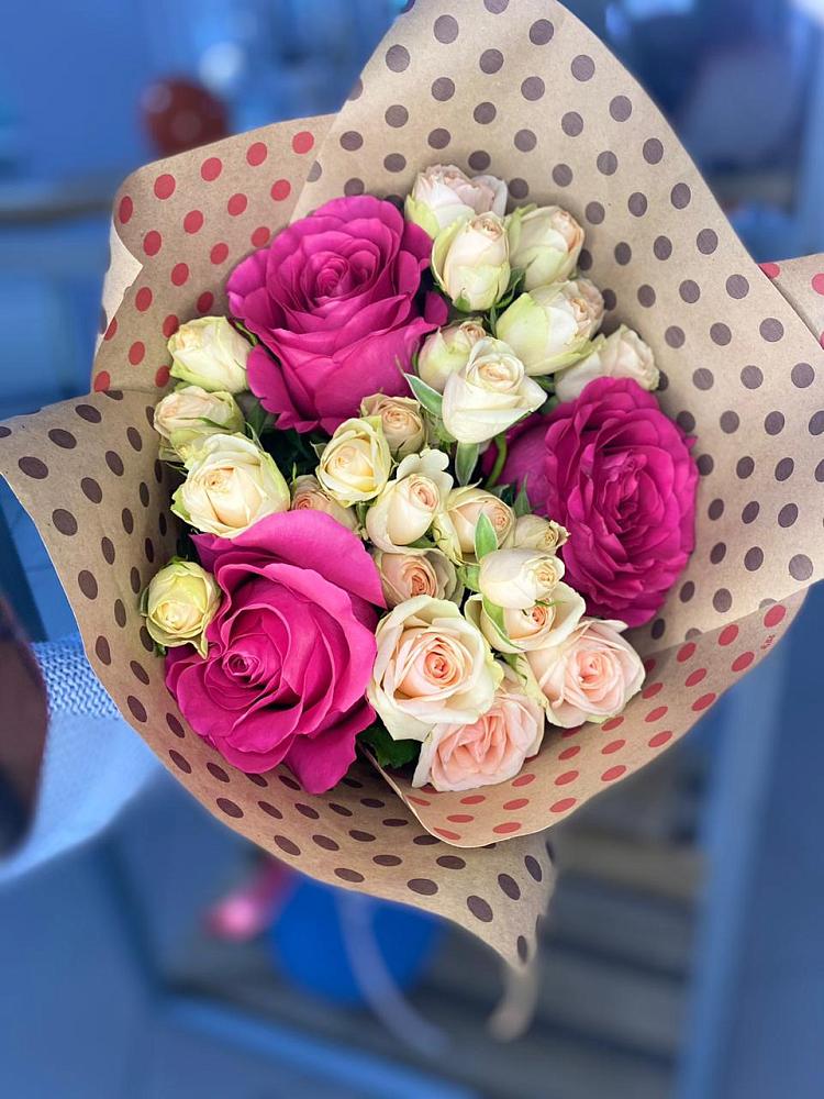 Букет цветов из: Розы в Костино-Отдельце