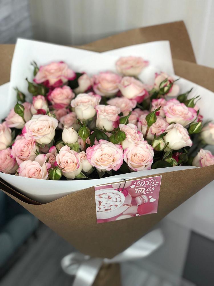 Букет цветов из: Розы в Костино-Отдельце