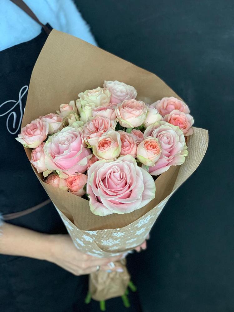 Букет цветов из: Хризантемы и Розы в Костино-Отдельце