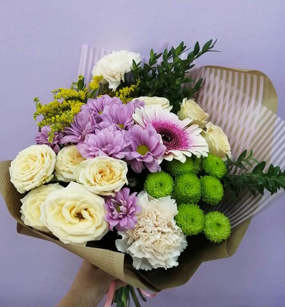 Букет цветов из: Хризантемы, Розы, Гвоздики и Герберы в Костино-Отдельце