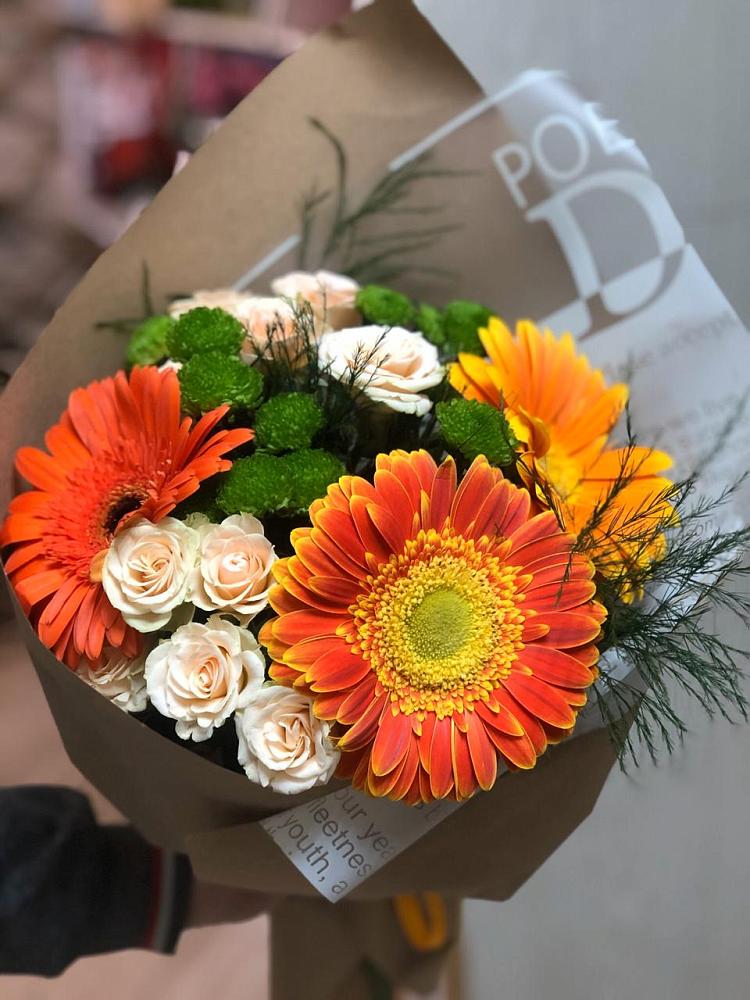 Букет цветов из: Герберы, Хризантемы и Розы в Костино-Отдельце