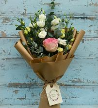 Букет цветов из:  Розы и Лизиантусы в Костино-Отдельце