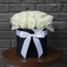 Цветочная композиция из Розы в шляпной коробке #REPLACE_PRED# Костино-Отдельце