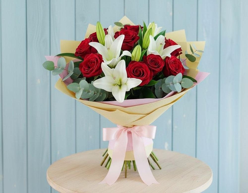 Букет цветов из: Лилии и Розы в Костино-Отдельце